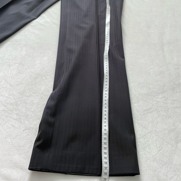 Men’s European Charcoal Suit - Picture 14 of 15